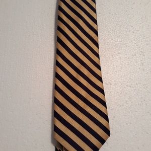 Good Quality Gold Navy Blue Diagonal Striped Tie
